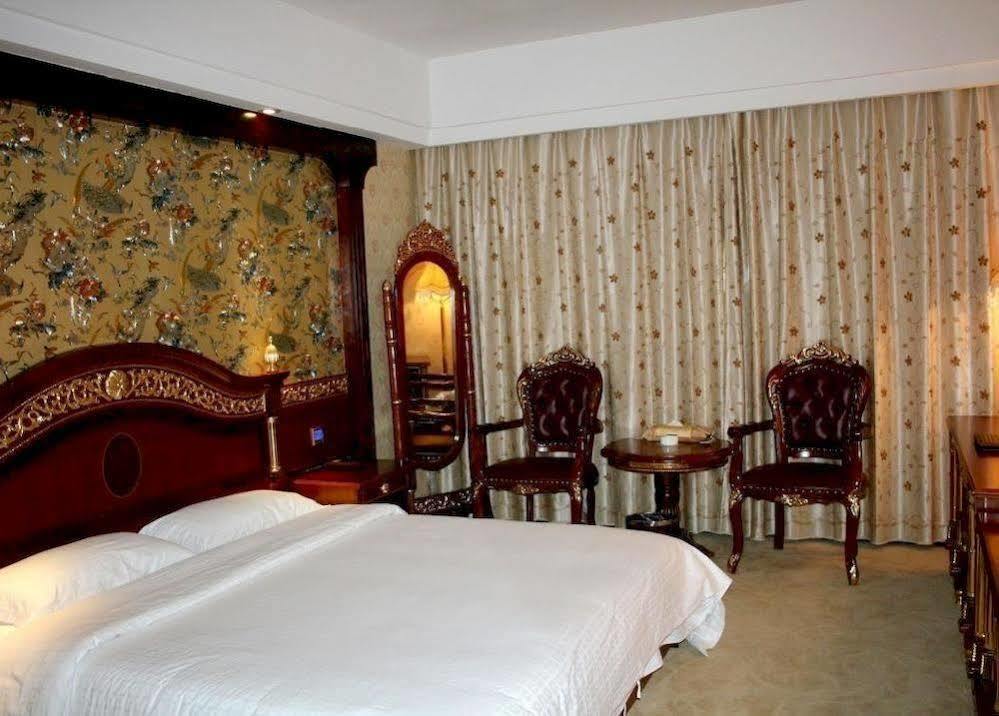 นิว เวสต์ สตรีท อินเตอร์เนชั่นแนล โฮเต็ล Hotel หยางซั่ว ภายนอก รูปภาพ